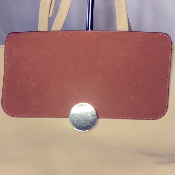 WHO WHAT WEAR large color block (cream & rust colored) satchel tote handbag. - Picture 15 of 15